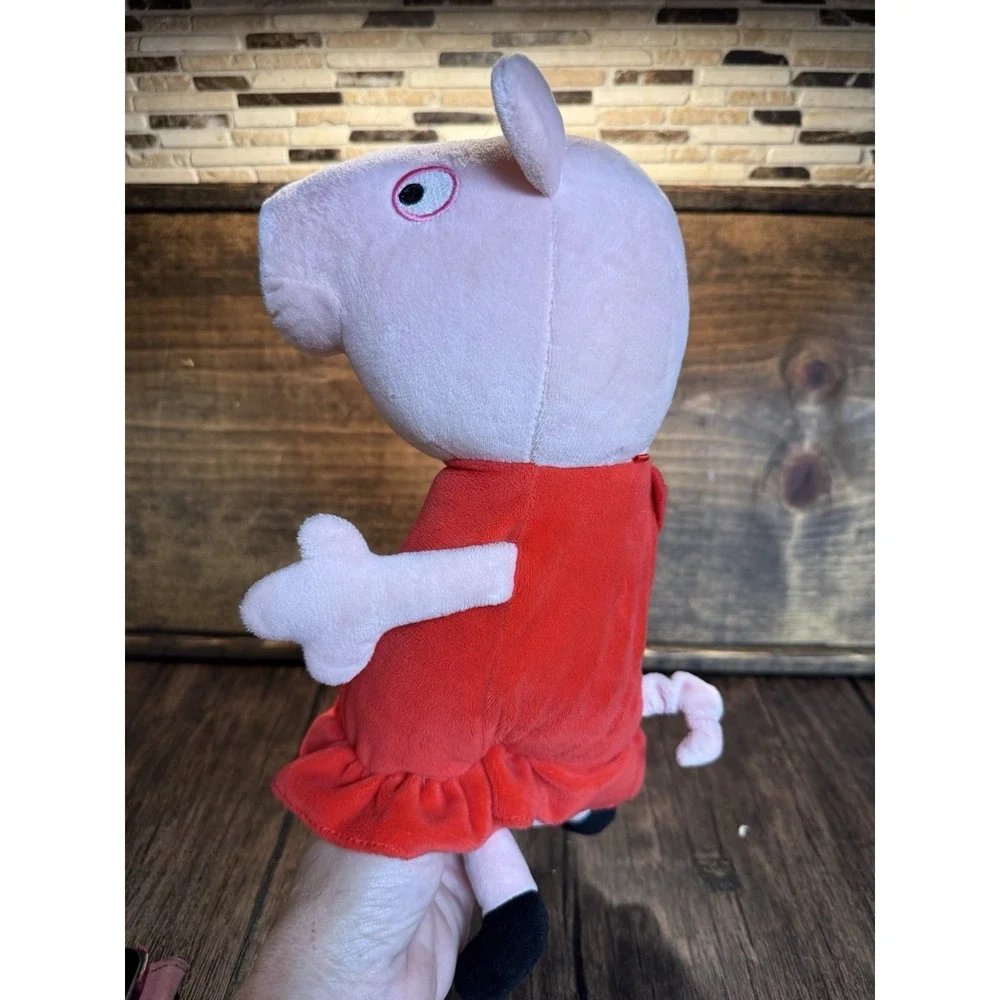 Vintage 2003 Talking Peppa Pig 8